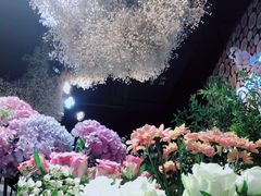 -谷莠子花艺气球派对·绿植造景·花艺沙龙(东海缤纷天地店)