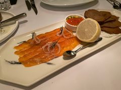 温热烟熏三文鱼-壳里西餐厅Coquille Seafood Bistro(蒙自路店)