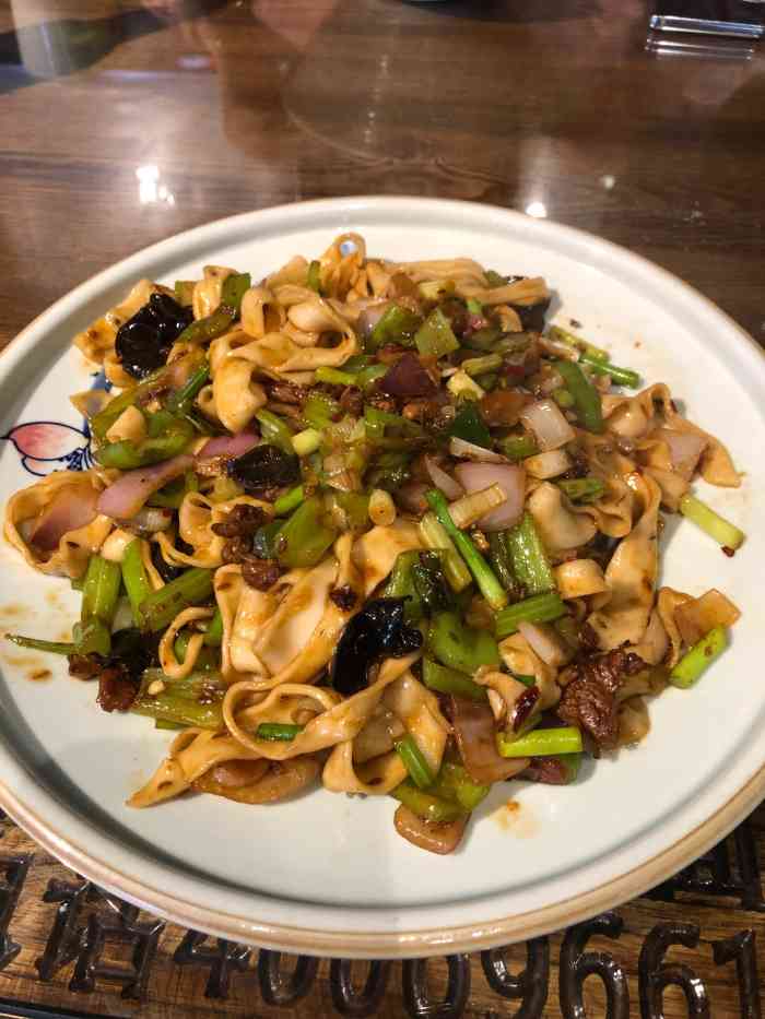 瘸子烩面(新城区店)-"有没有人想来尝一尝这个1688的烩面[调.