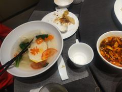 -艳阳天民俗村(公园路店)