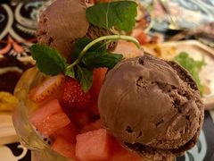 热带水果与巧克力冰淇淋-弗拉门戈西班牙餐厅酒吧(意式风情街店)