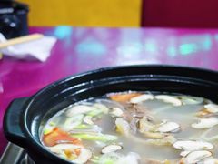 汤锅牦牛肉-牛羊鲜汤锅(塔公镇菜市场店)