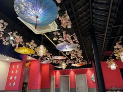 -老街烧烤大排档·地道湖北菜·龙虾馆(汉口火车站店)