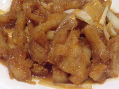 葱烧蹄筋-闫府私房菜·百年鲁菜(恒隆店)