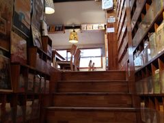 -猫的天空之城概念书店(苏州平江店)