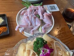 -佬土鹅肠火锅(解放路店)