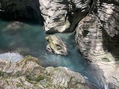 -蝶舞清江·恩施地心谷景区