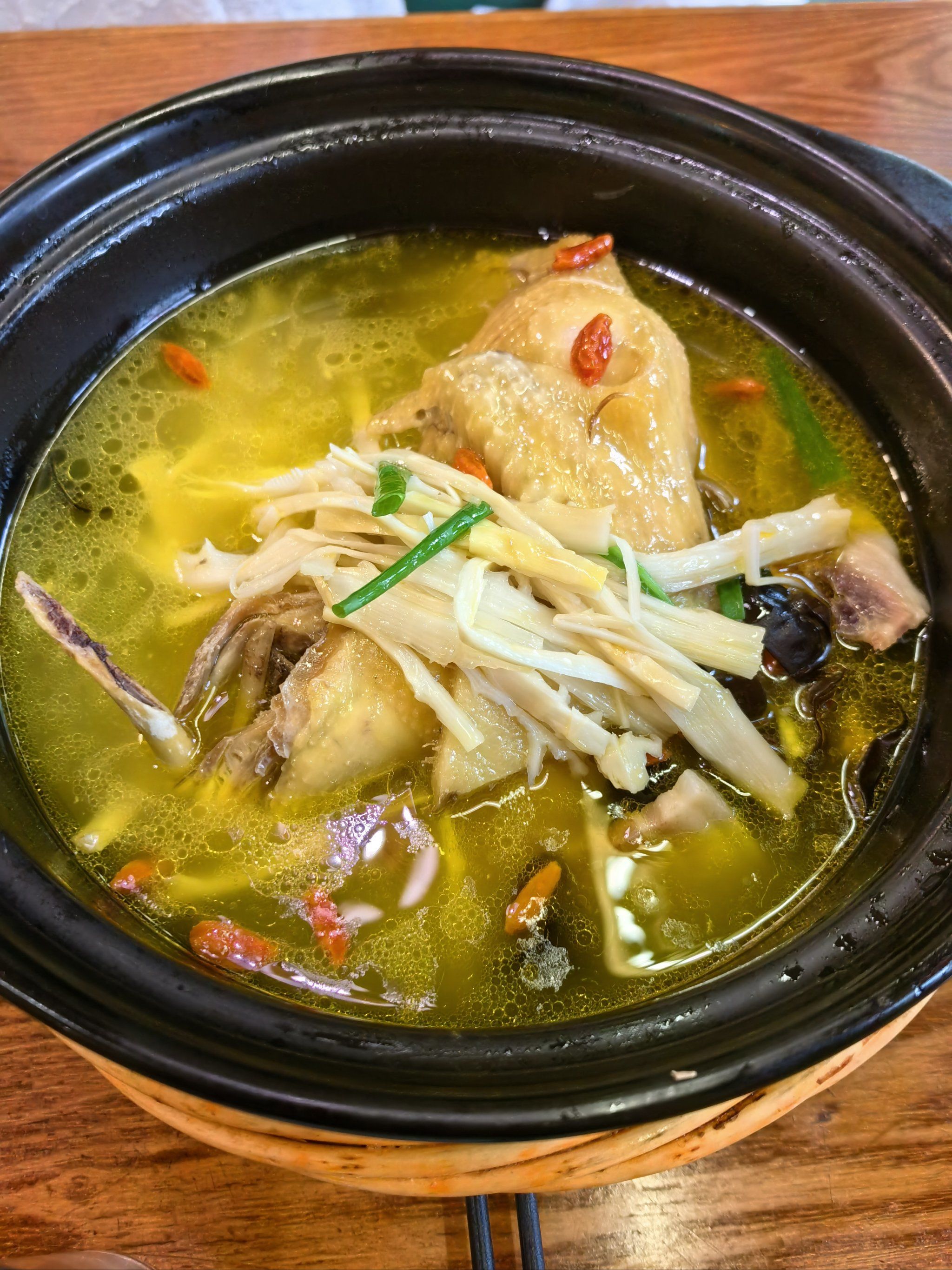 莫干山农家菜之美味鸡汤