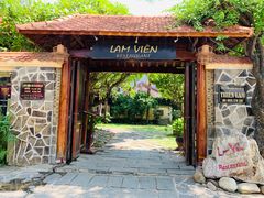 -Lam Vien Restaurant