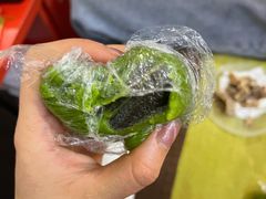 豆沙青团-许阿姨糕团店(南京总店)