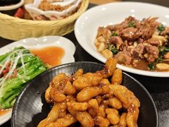 -鲁菜根·泰安菜(万达店)