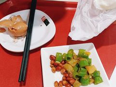 -来必堡(娄山关路店)