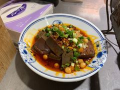 -肖四女乐山跷脚牛肉(江北星街坊店)