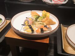 -岷山饭店-芝芝自助餐厅