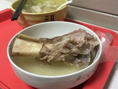 -周震馄饨