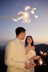 点击看大图 -至臻微拉婚纱摄影