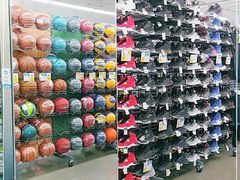 -迪卡侬(西三旗店)