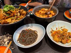 -川流不息·地道川菜·小龙虾(松东路店)