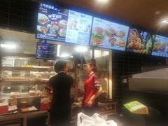 -肯德基(中纬店)
