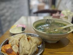 -黄阿姨锅贴大王(万航渡路店)