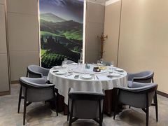 -宝燕壹号景观餐厅(龙盛国际商业广场店)