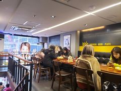 -BHC炸鸡(明洞总店)