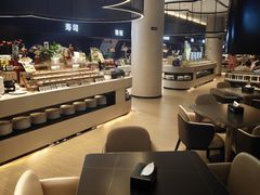 -涨巢·潮玩水疗局