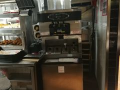 -肯德基(春申店)