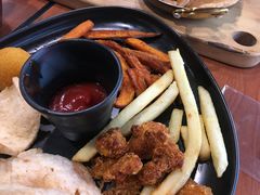 小吃拼盘-魏斯理汉堡(西安沣东吾悦店)