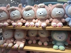 -名创优品(机场路百信广场店)