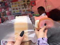 -詹爷爷乌节路街头冰淇淋