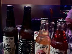 -TASTE ROOM Bar