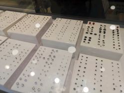 -花师傅穿孔·手穿·耳洞吧