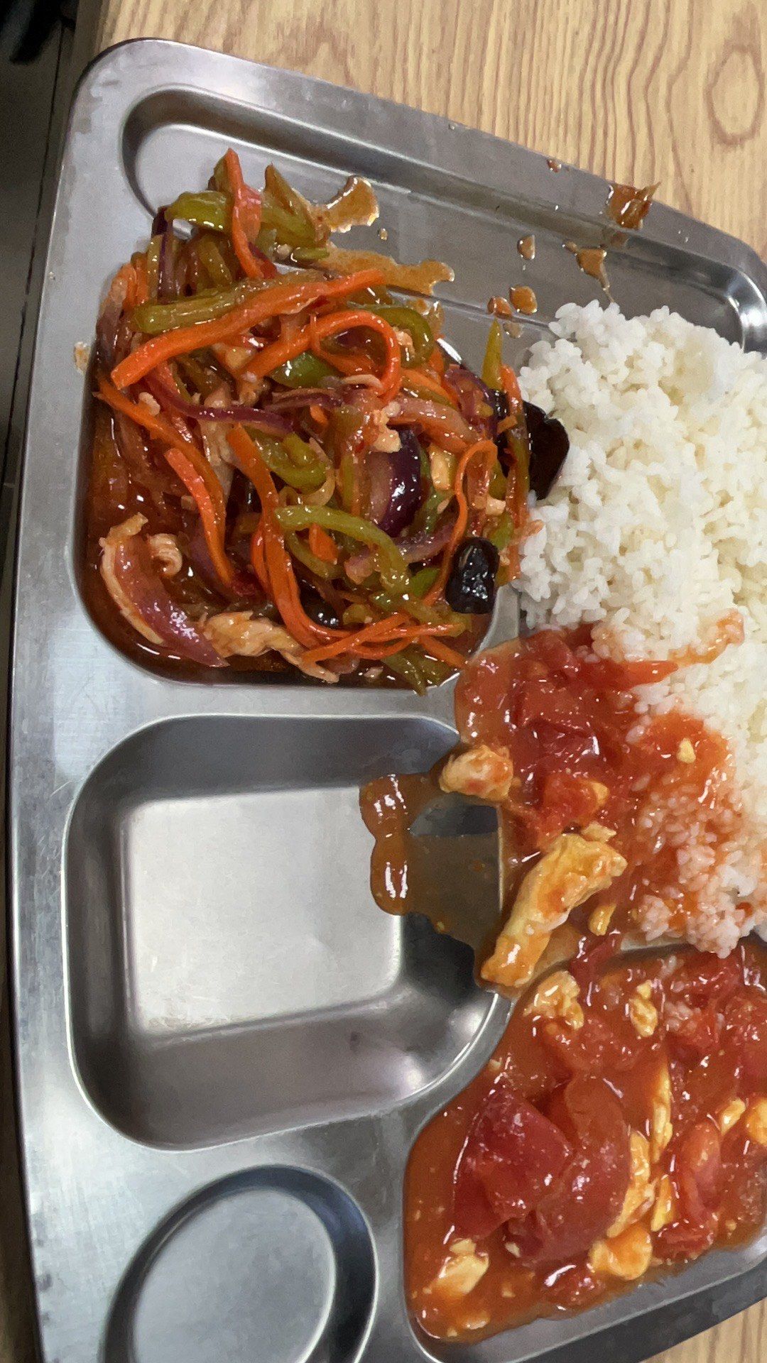 留校食堂的饭菜