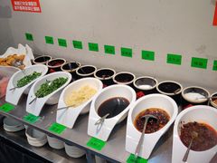 自助调料区-珍巴奴毛肚牛肉小火锅(四惠店)