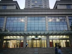 -复旦大学光华楼