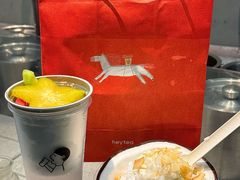 -喜茶(深圳万象城黑金店)