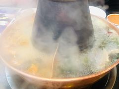 -楼外楼大刀肉传统火锅居(幸福街店)