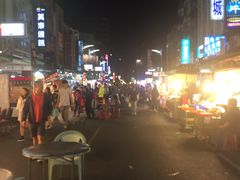 -六合夜市
