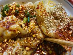 -八二小区抄手(龙湖上城天街店)