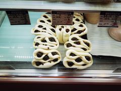 -白玉兰食品(中山公园龙之梦店)
