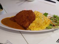 吉列猪扒蛋包饭伴咖喱汁-Red Rice米饭主题餐厅(荔枝角店)