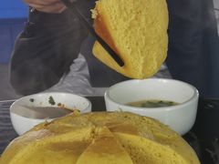 玉米馍馍-汉源贡嘎湖生态黄牛肉(贡嘎湖商务酒店)