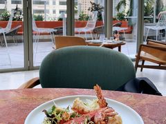 炙烤鸡尾酒虾及苦苣沙拉-城市露台景观餐厅(淮海路店)