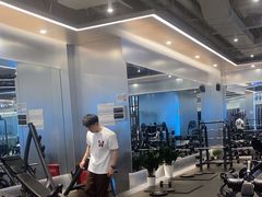 -Hi GYM嗨健身(泥城店)