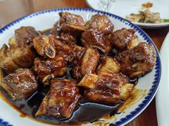 -胡子饮食店