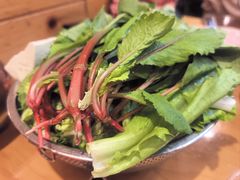 -苗阿哥酸汤牛肉火锅(体育场店)