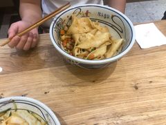 -陇上秦轩西安biangbiang面(朝龙汇店)