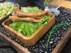 -鹿鸣山草本茶香火锅(园西路店)