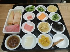 -妈妈故事米线(市府恒隆店)